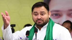 बिहार में तेजस्वी का चुनावी दाँव, 200 यूनिट फ्री बिजली और 500 रुपए में गैस सिलेंडर का वादा